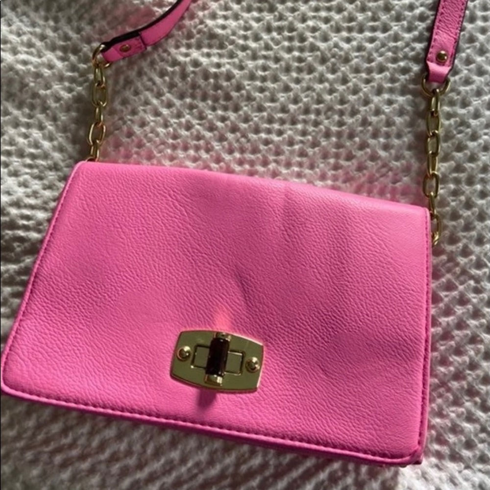 Pink Crossbody Purse - Seen on Jamie Lynn